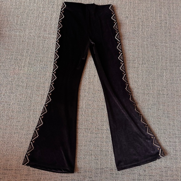 Free People x Driftwood Farrah Embroidered Velvet Pull on Flares S pants flared - Picture 9 of 11